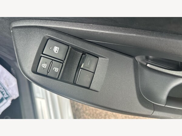 Used Toyota Yaris 2024 for sale - 76239472: Photo 22