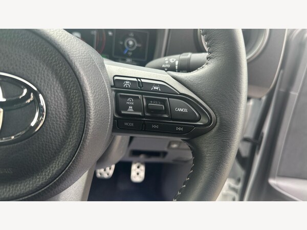Used Toyota Yaris 2024 for sale - 76239472: Photo 24