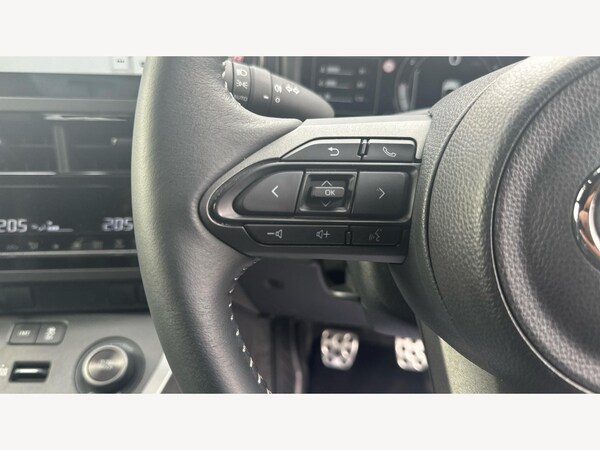 Used Toyota Yaris 2024 for sale - 76239472: Photo 25