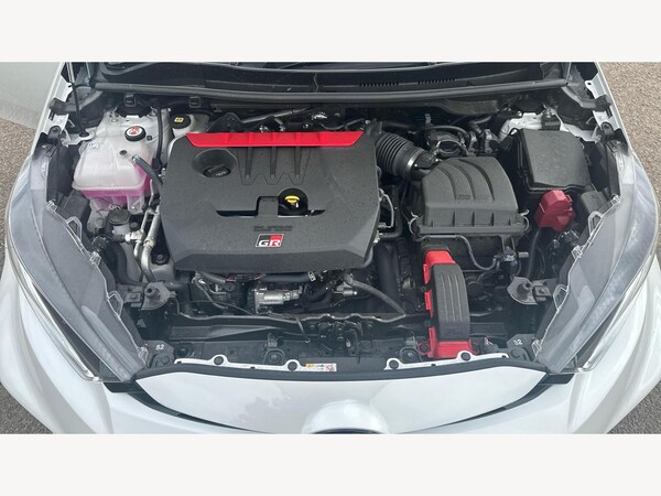 Used Toyota Yaris 2024 for sale - 76239472: Photo 28