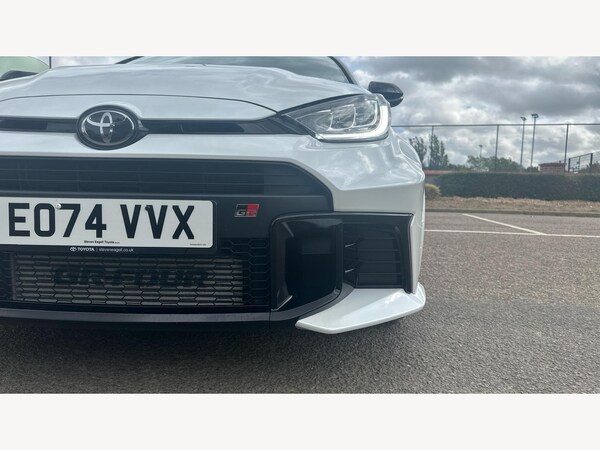 Used Toyota Yaris 2024 for sale - 76239472: Photo 29