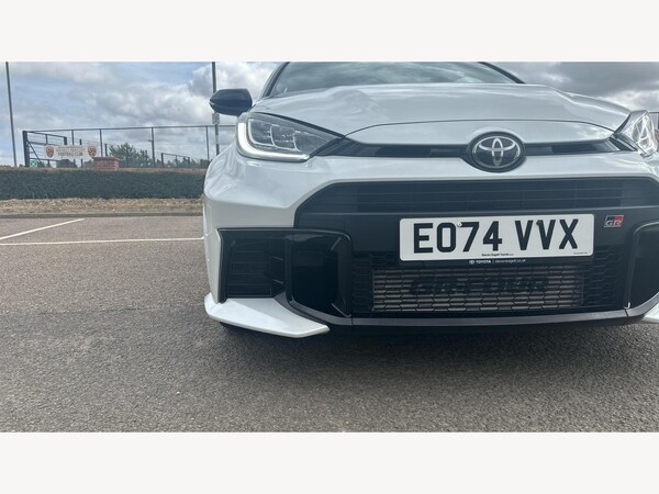 Used Toyota Yaris 2024 for sale - 76239472: Photo 30