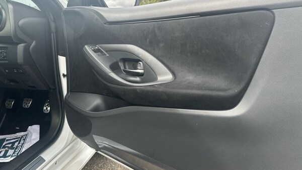 Used Toyota Yaris 2024 for sale - 76239472: Photo 38