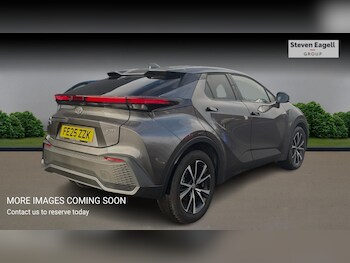 Used Toyota C-HR 2025 for sale - 76715186: Photo