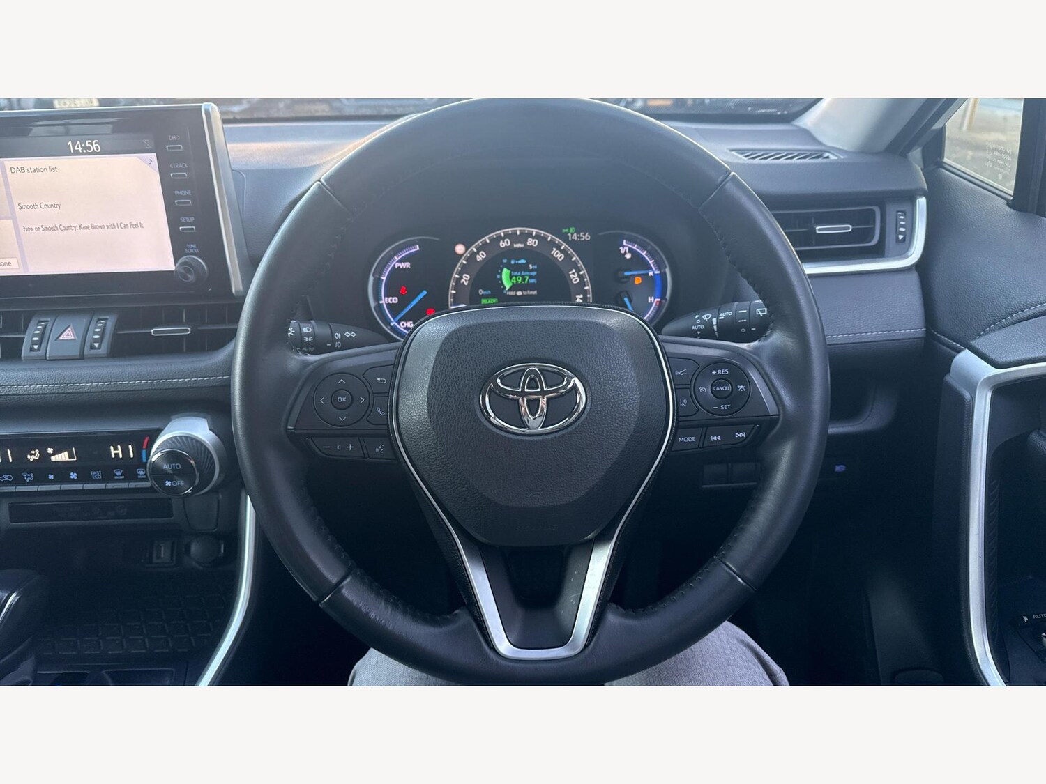 Used Toyota RAV4 2020 for sale - 76832732: Photo 10