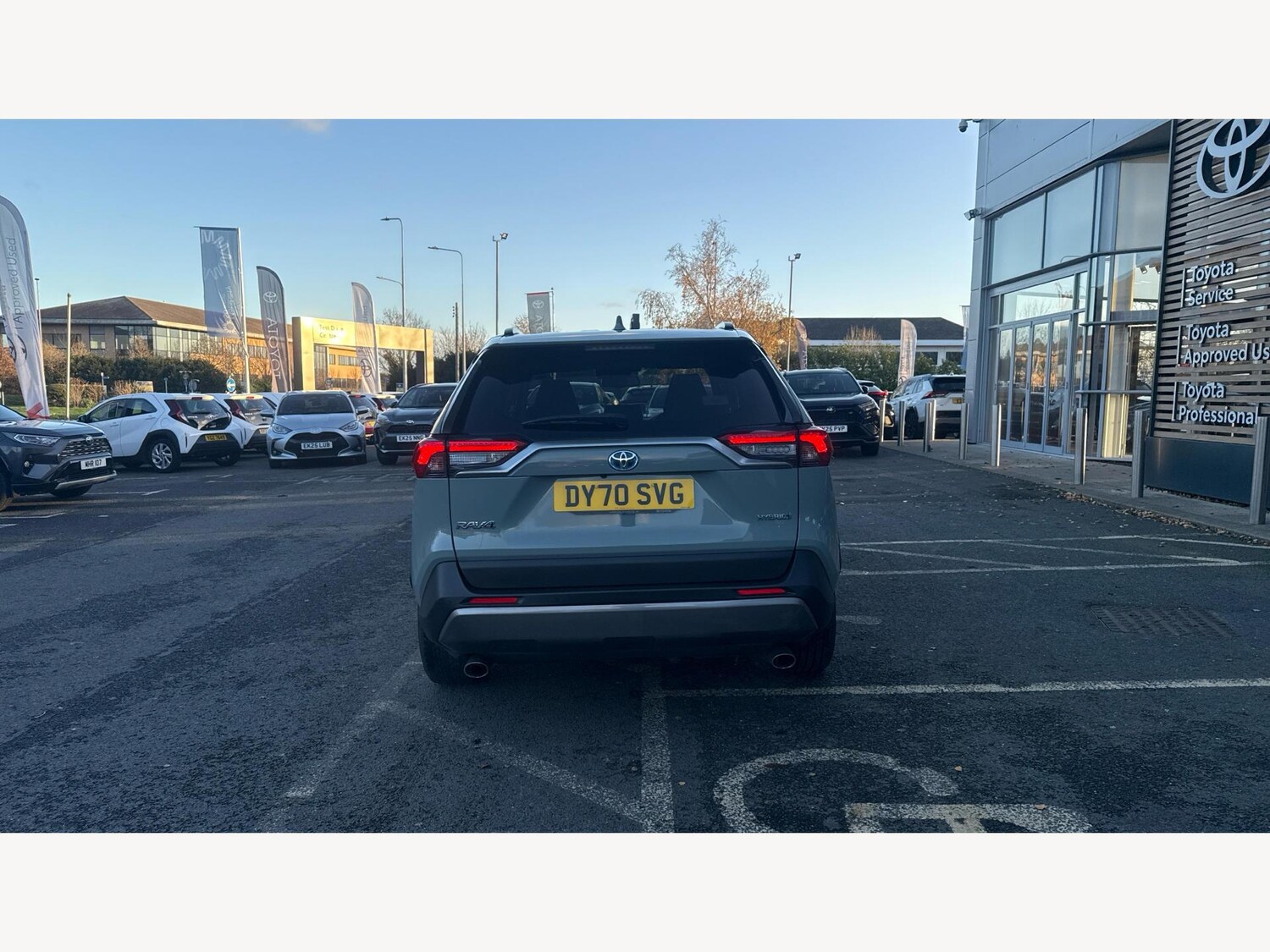 Used Toyota RAV4 2020 for sale - 76832732: Photo 21