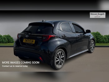 Used Toyota Yaris 2021 for sale - 78752804: Photo