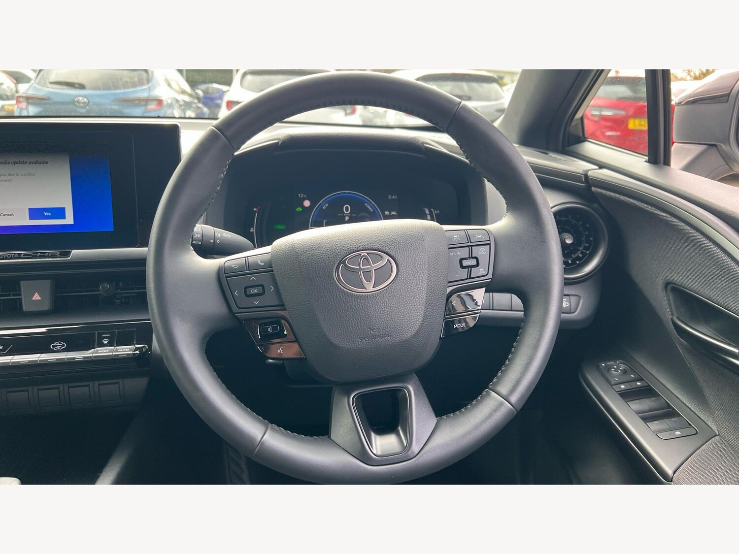 Used Toyota C-HR 2024 for sale - 78171103: Photo 12