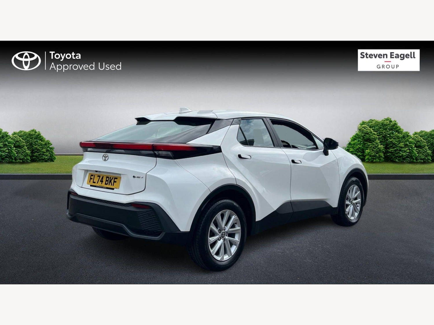 Used Toyota C-HR 2024 for sale - 78171103: Photo 2