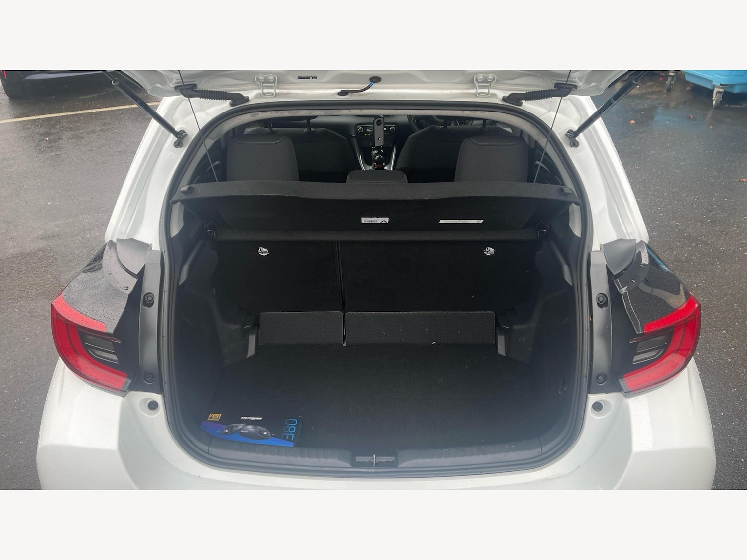 Used Toyota Yaris 2023 for sale - 77320903: Photo 16