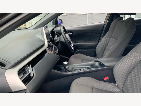 Used Toyota C-HR 2022 for sale - 76318138: Photo 12
