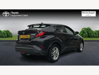 Used Toyota C-HR 2022 for sale - 76318138: Photo 2