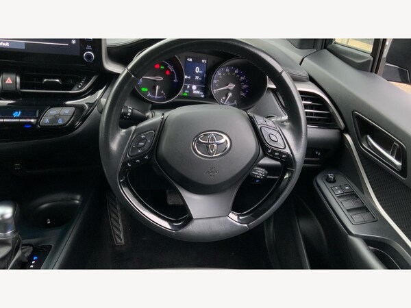 Used Toyota C-HR 2022 for sale - 76318138: Photo 8