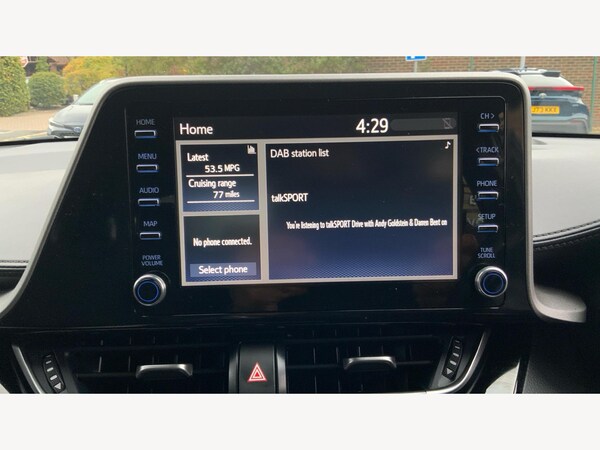 Used Toyota C-HR 2022 for sale - 76318138: Photo 9