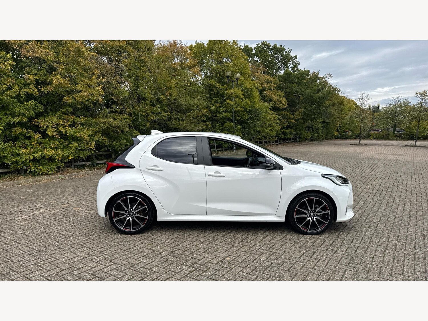 Used Toyota Yaris 2023 for sale - 76122597: Photo 18