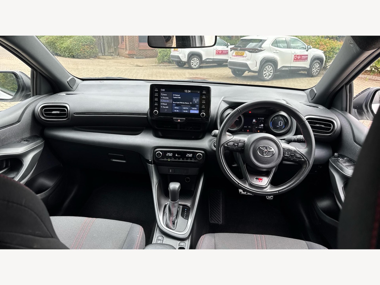 Used Toyota Yaris 2023 for sale - 76122597: Photo 7