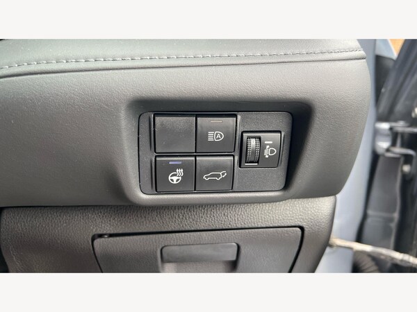 Used Toyota Highlander 2021 for sale - 76307313: Photo 32