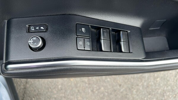 Used Toyota Highlander 2021 for sale - 76307313: Photo 39
