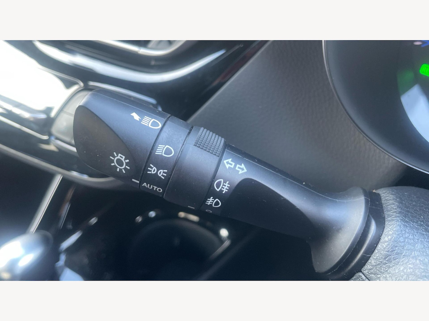 Used Toyota C-HR 2021 for sale - 76942342: Photo 29