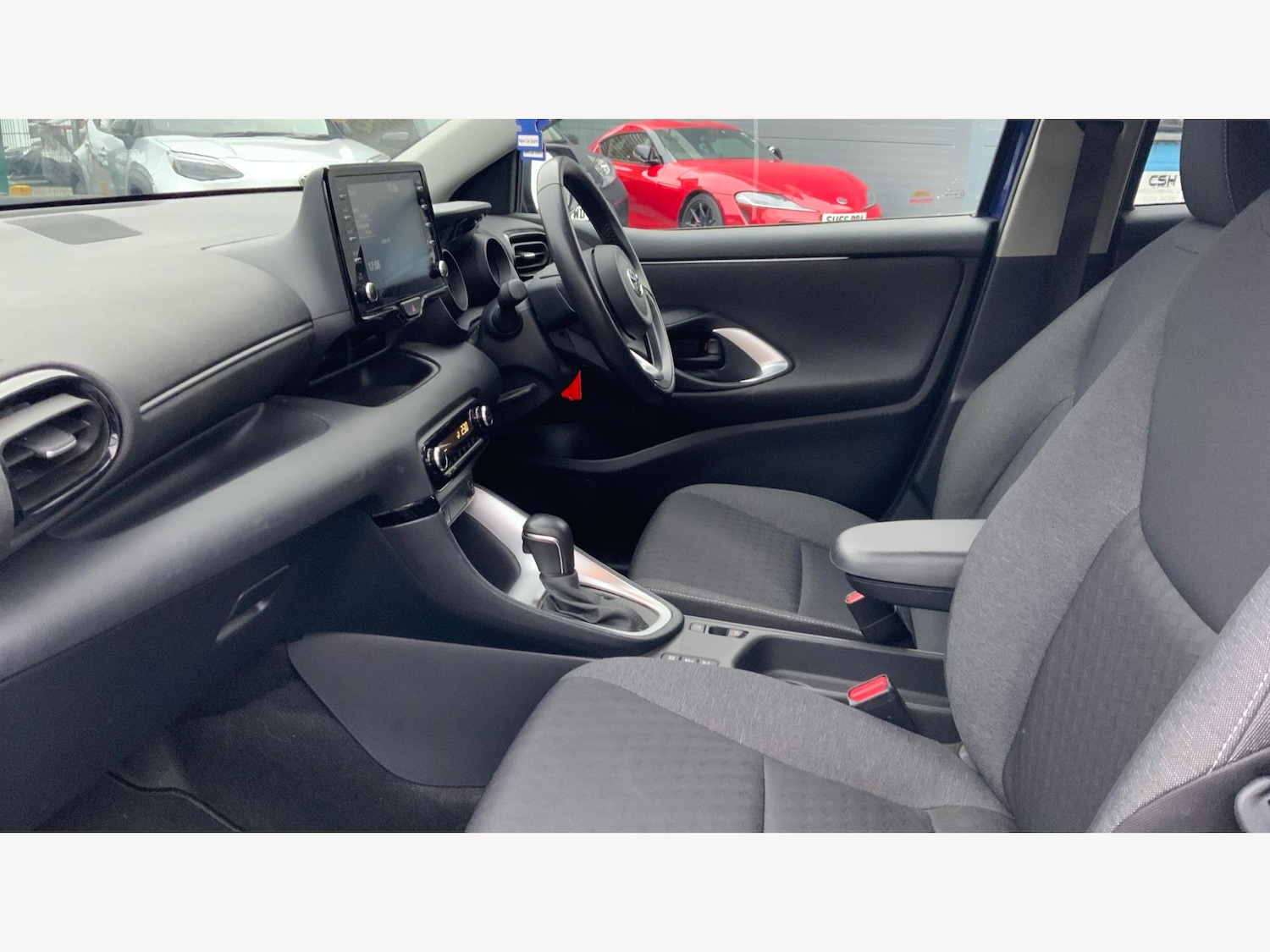 Used Toyota Yaris 2022 for sale - 76360423: Photo 12