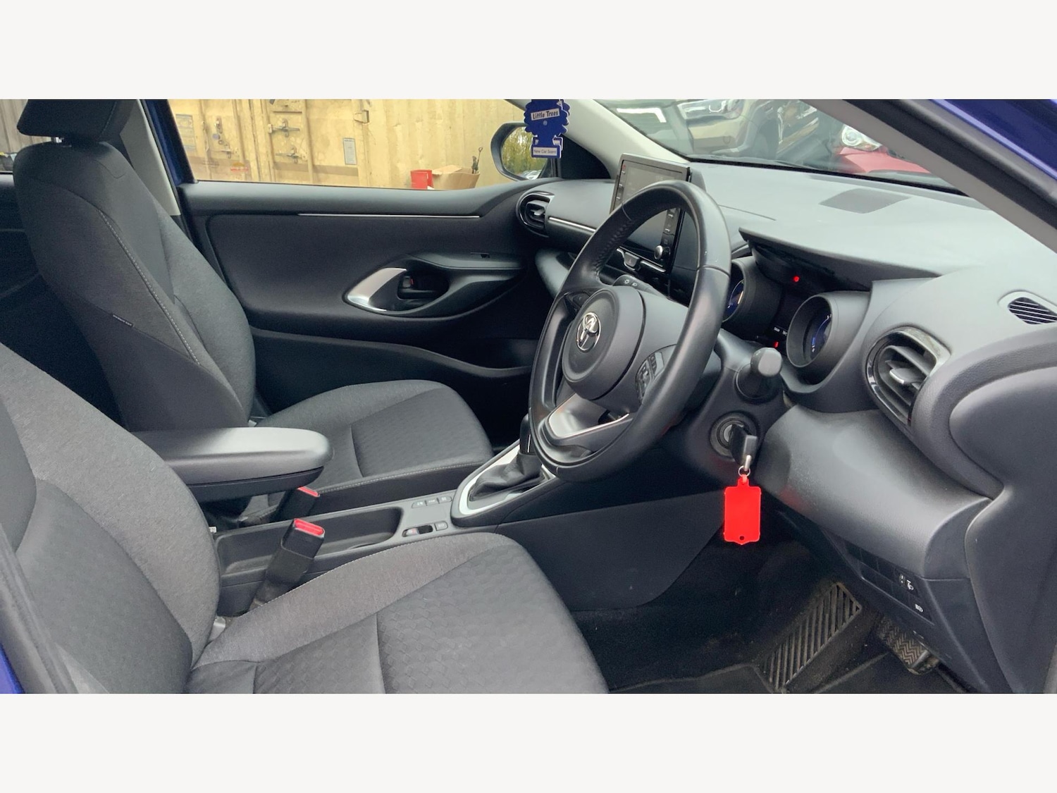 Used Toyota Yaris 2022 for sale - 76360423: Photo 13