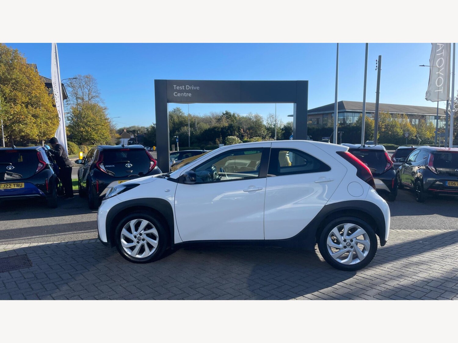 Used Toyota Aygo X 2023 for sale - 76337369: Photo 19