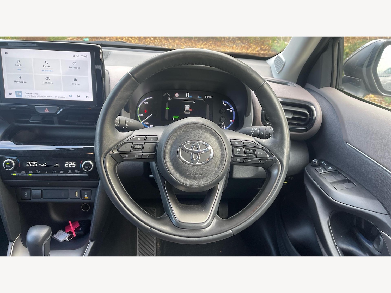 Used Toyota Yaris Cross 2024 for sale - 76550287: Photo 8