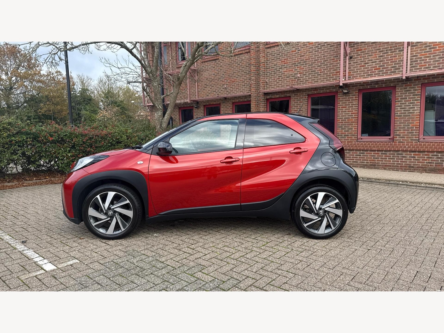 Used Toyota Aygo X 2022 for sale - 76607469: Photo 19