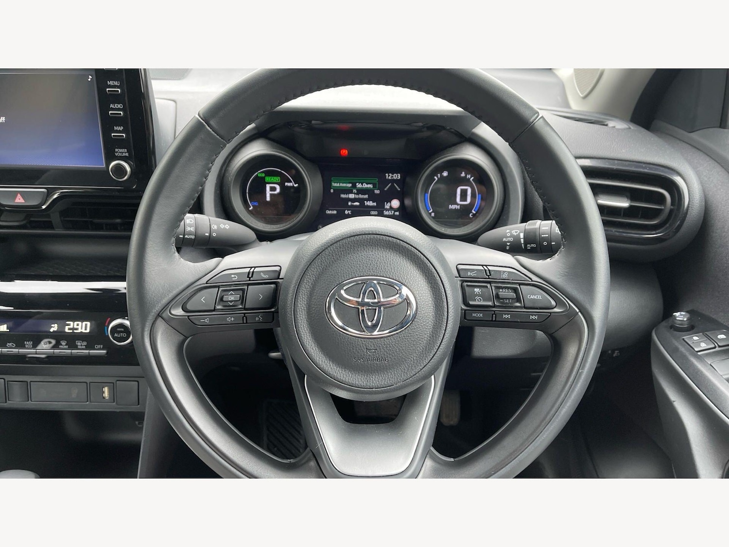Used Toyota Yaris Cross 2023 for sale - 77633750: Photo 10