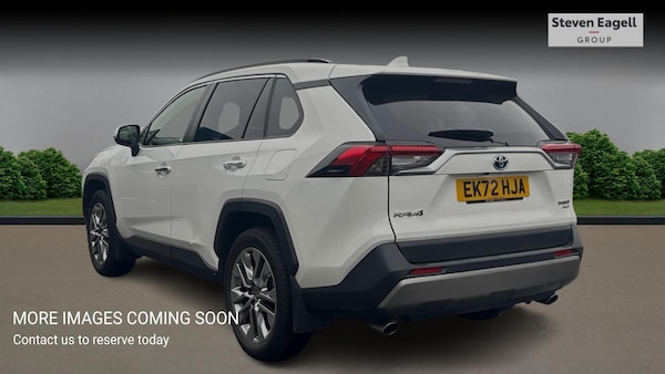 Used Toyota RAV4 2022 for sale - 76270210: Photo 2