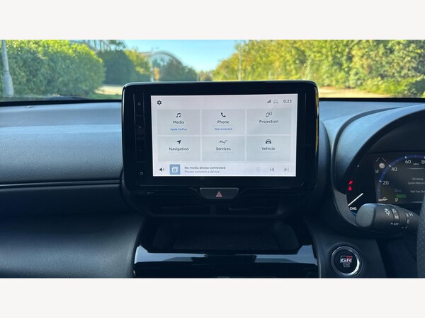 Used Toyota Yaris Cross 2023 for sale - 76306813: Photo 9