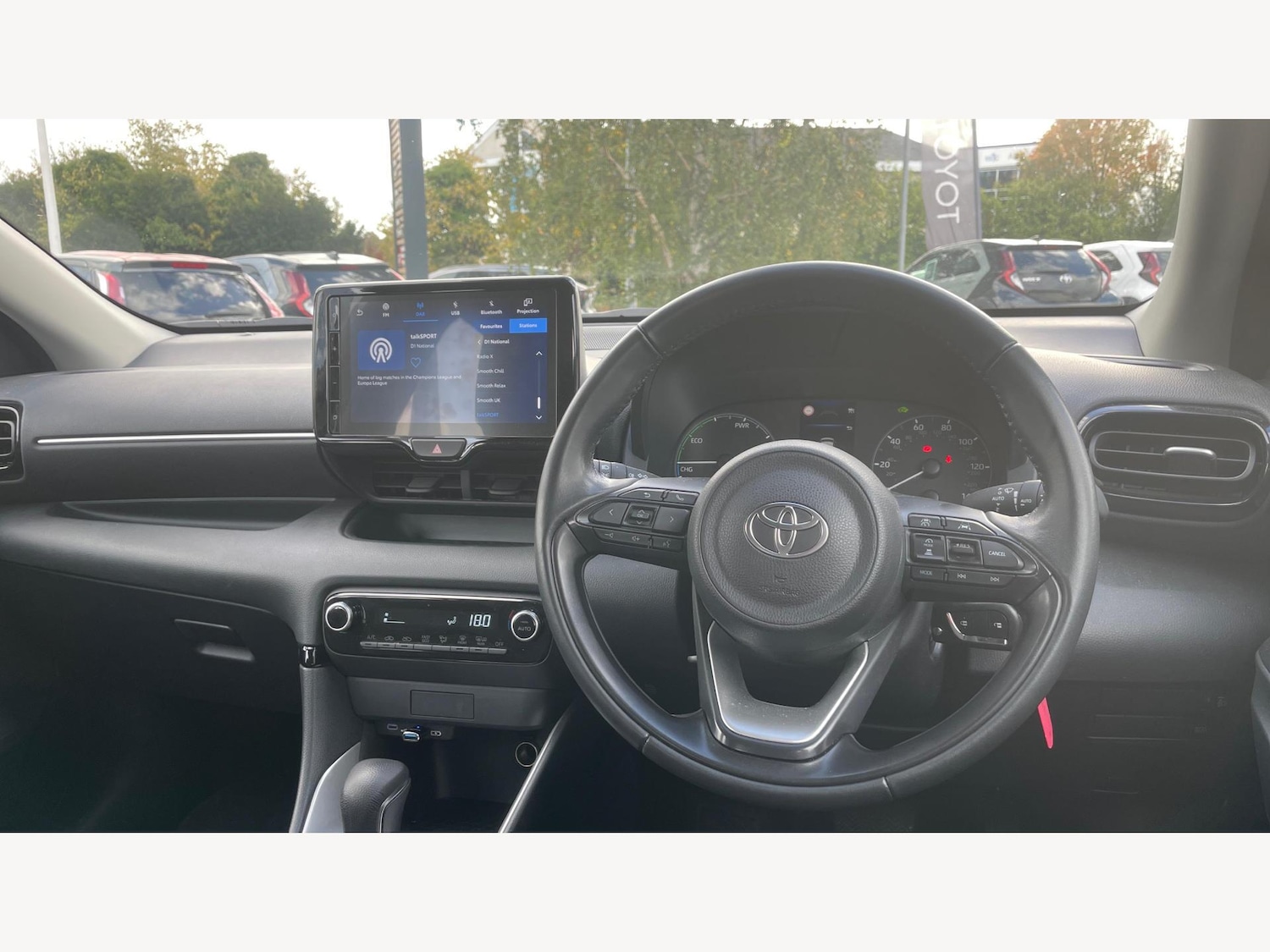 Used Toyota Yaris 2024 for sale - 76409417: Photo 10