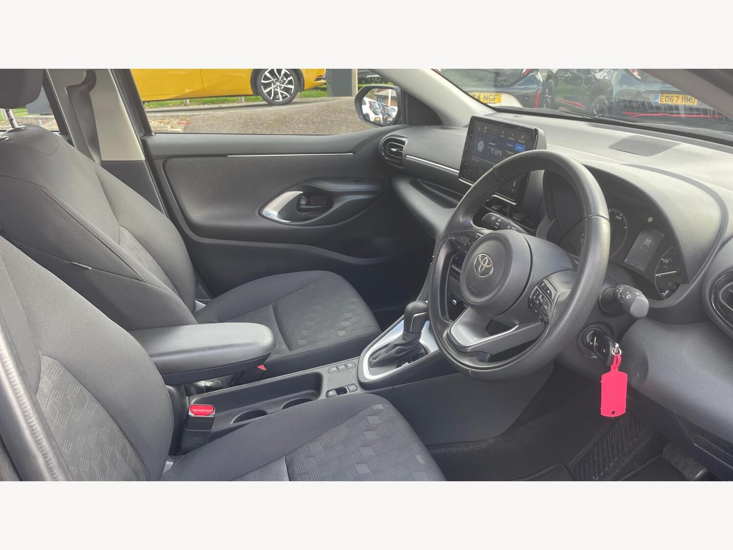 Used Toyota Yaris 2024 for sale - 76409417: Photo 13