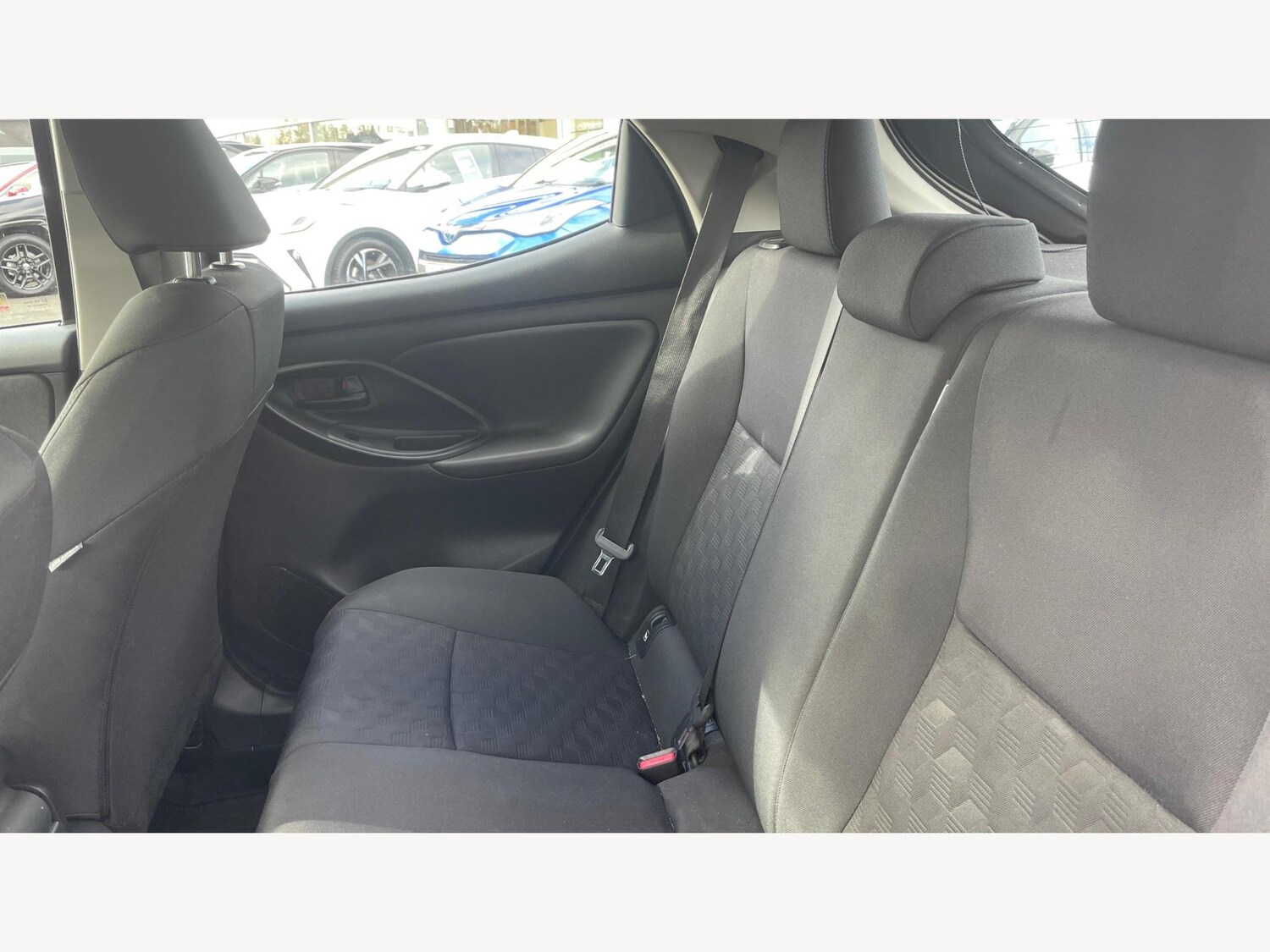 Used Toyota Yaris 2024 for sale - 76409417: Photo 15