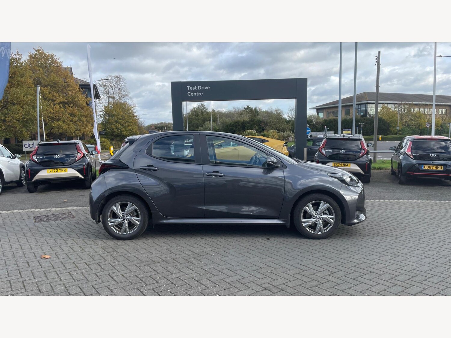 Used Toyota Yaris 2024 for sale - 76409417: Photo 18