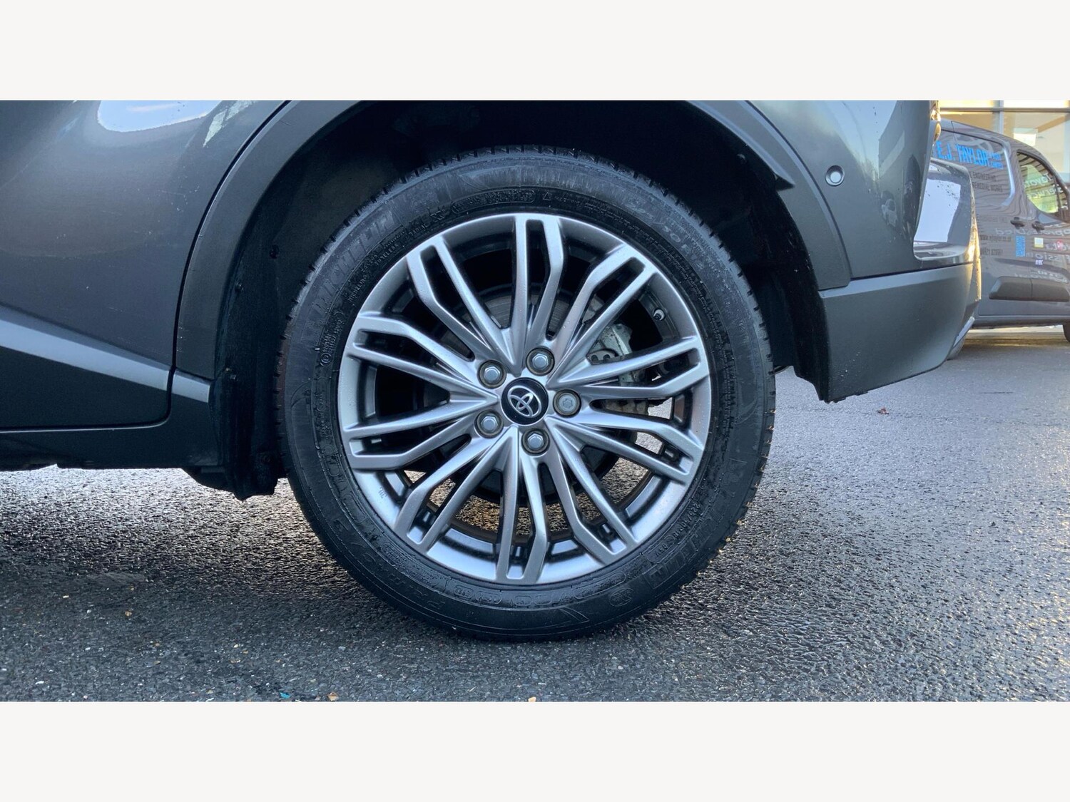 Used Toyota C-HR 2023 for sale - 77612352: Photo 20