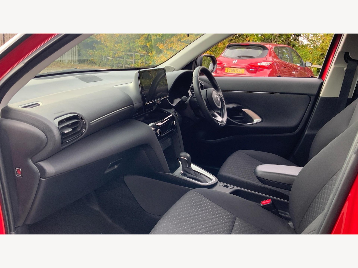 Used Toyota Yaris Cross 2024 for sale - 76399043: Photo 12