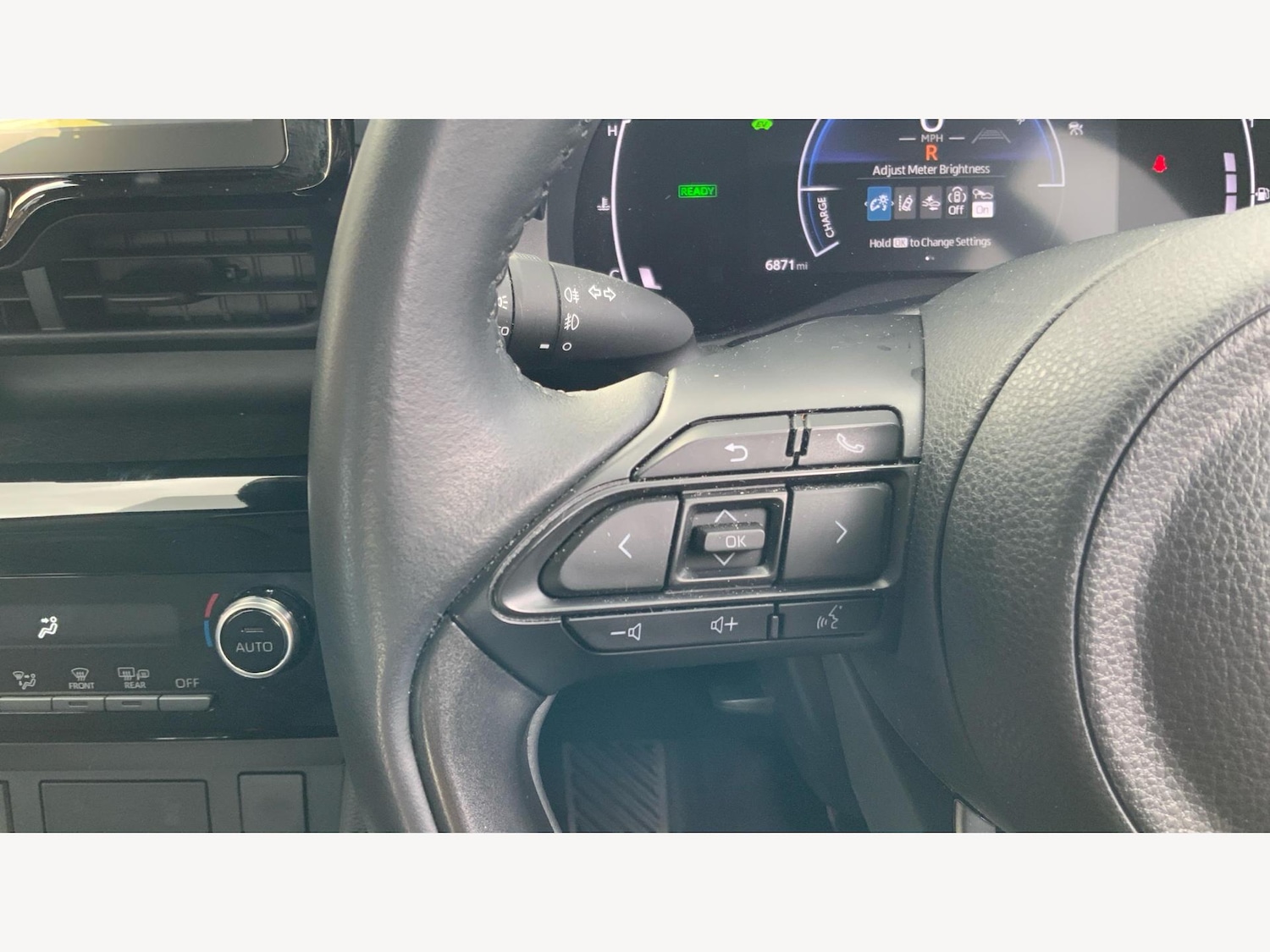 Used Toyota Yaris Cross 2024 for sale - 76399043: Photo 23