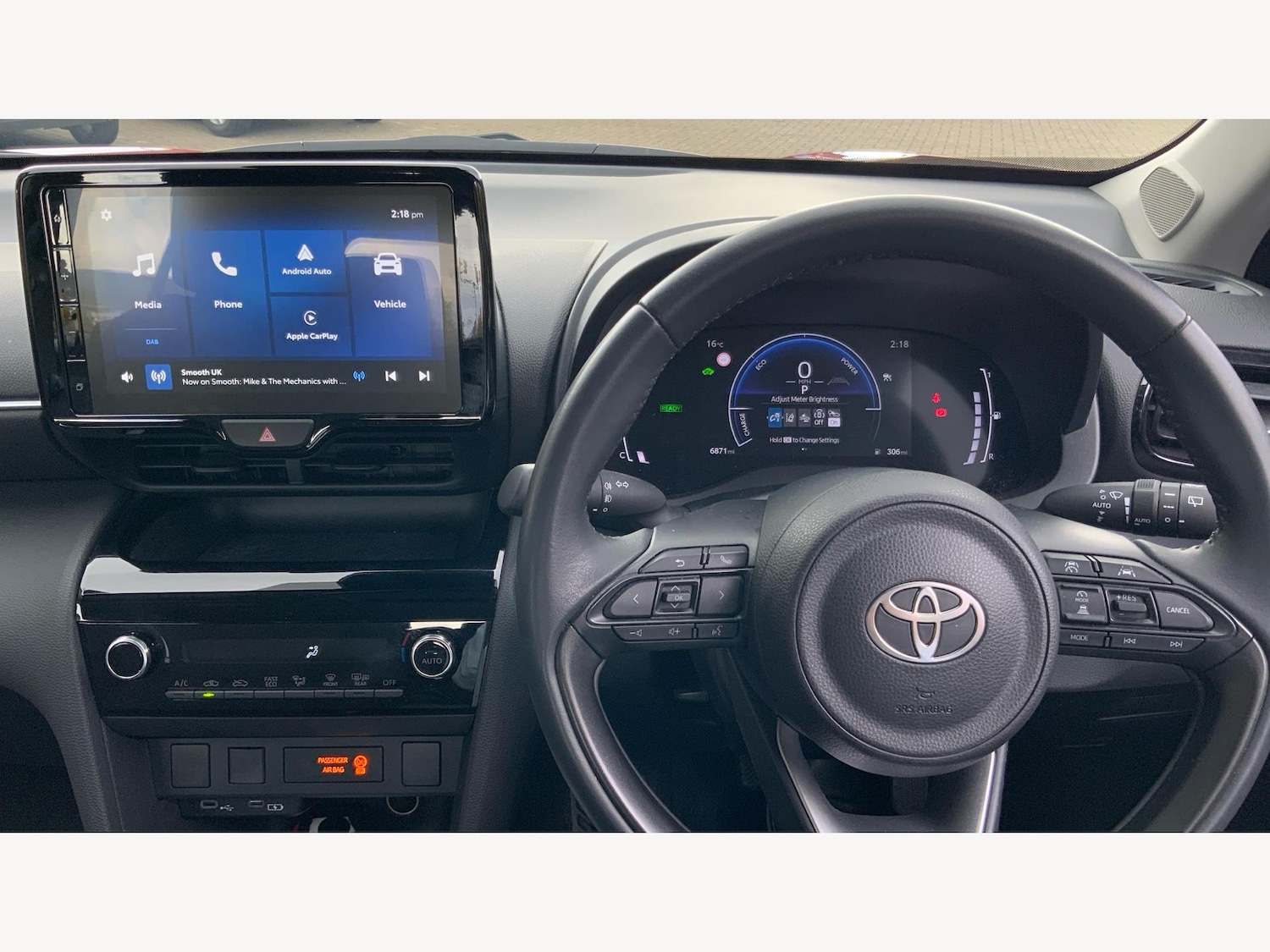 Used Toyota Yaris Cross 2024 for sale - 76399043: Photo 8