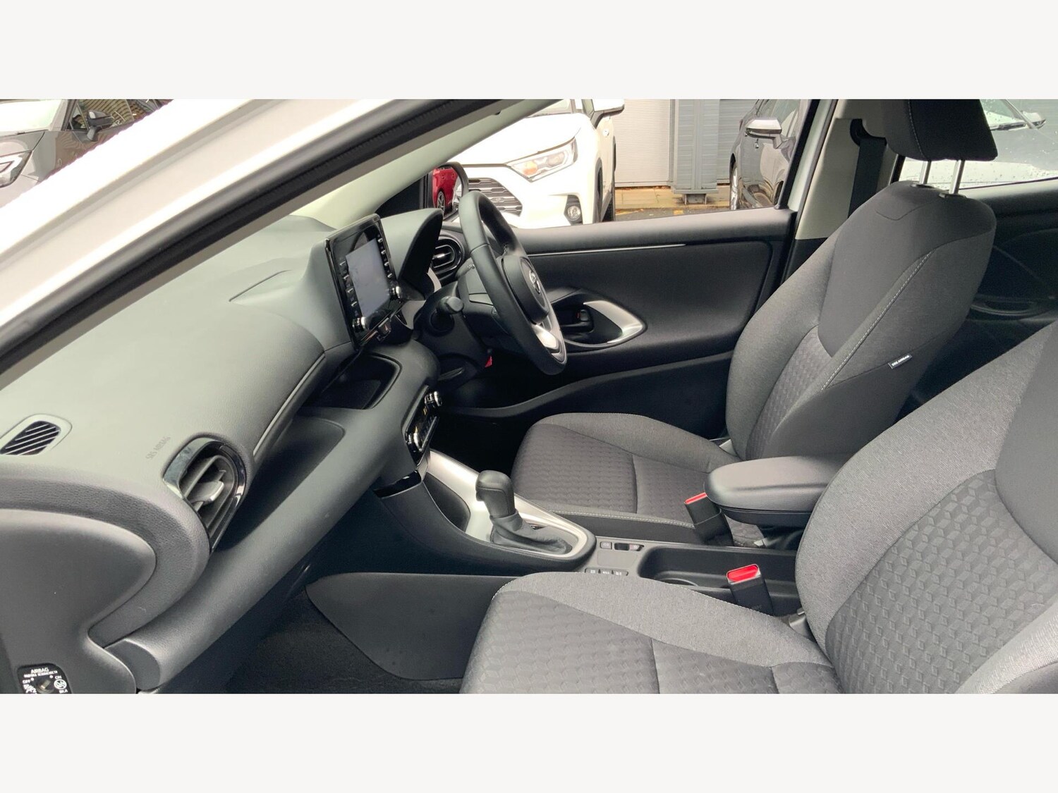 Used Toyota Yaris 2023 for sale - 76562107: Photo 12