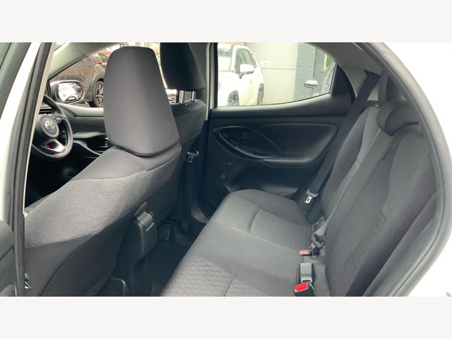 Used Toyota Yaris 2023 for sale - 76562107: Photo 15
