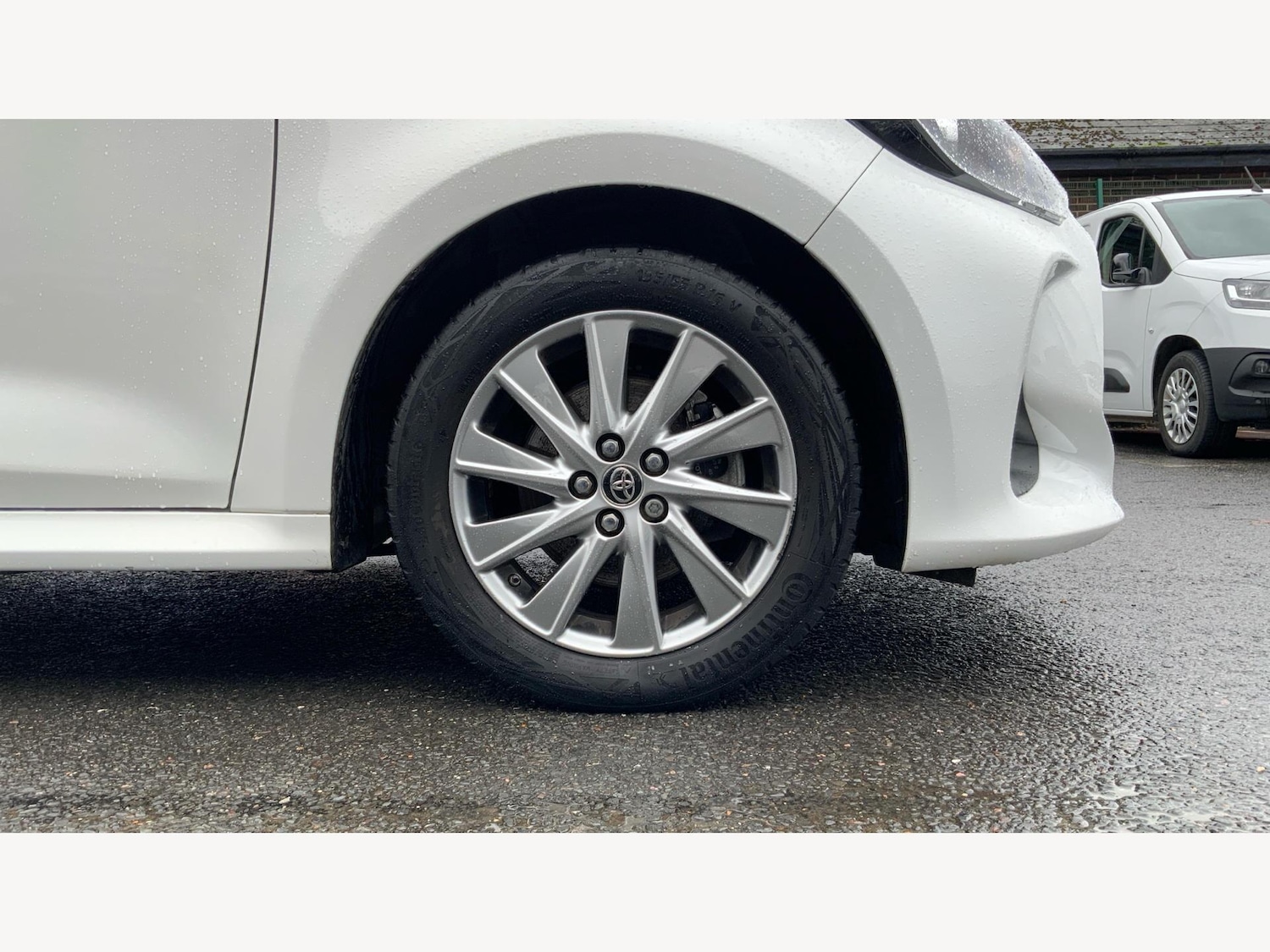 Used Toyota Yaris 2023 for sale - 76562107: Photo 20