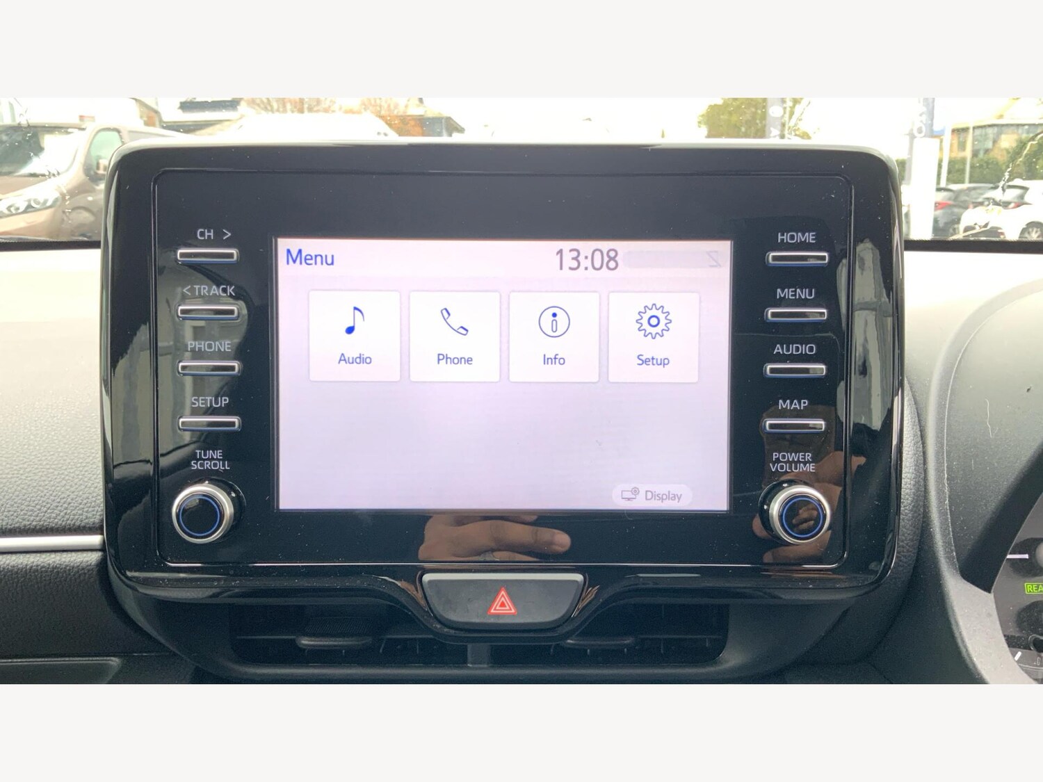 Used Toyota Yaris 2023 for sale - 76562107: Photo 24