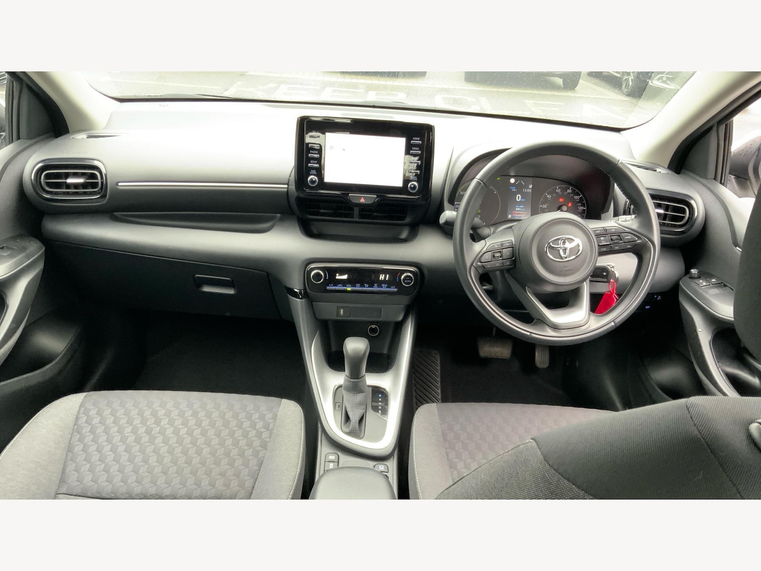 Used Toyota Yaris 2023 for sale - 76562107: Photo 7