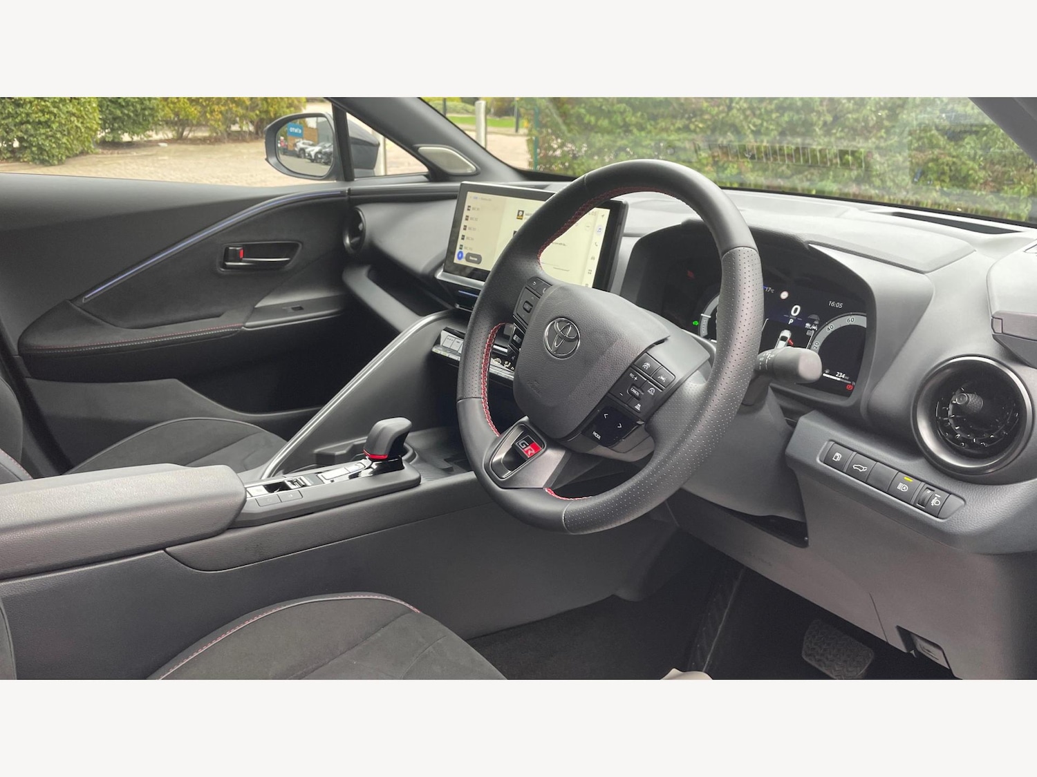 Used Toyota C-HR 2025 for sale - 76597047: Photo 13