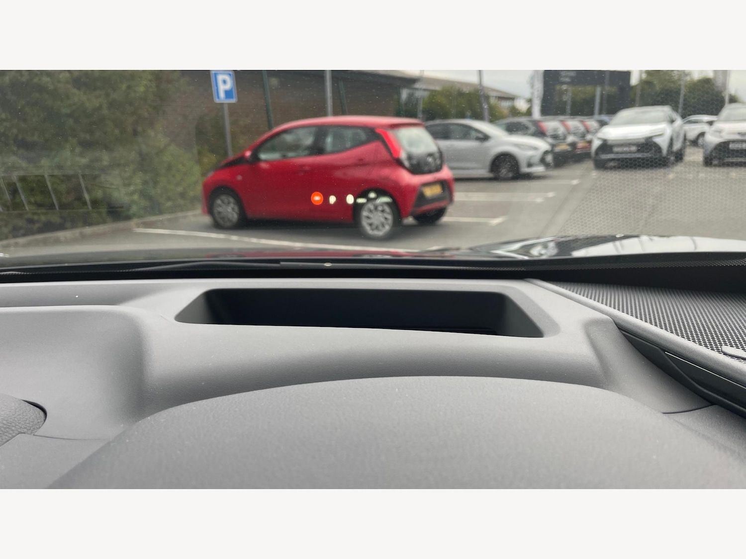 Used Toyota C-HR 2025 for sale - 76597047: Photo 32