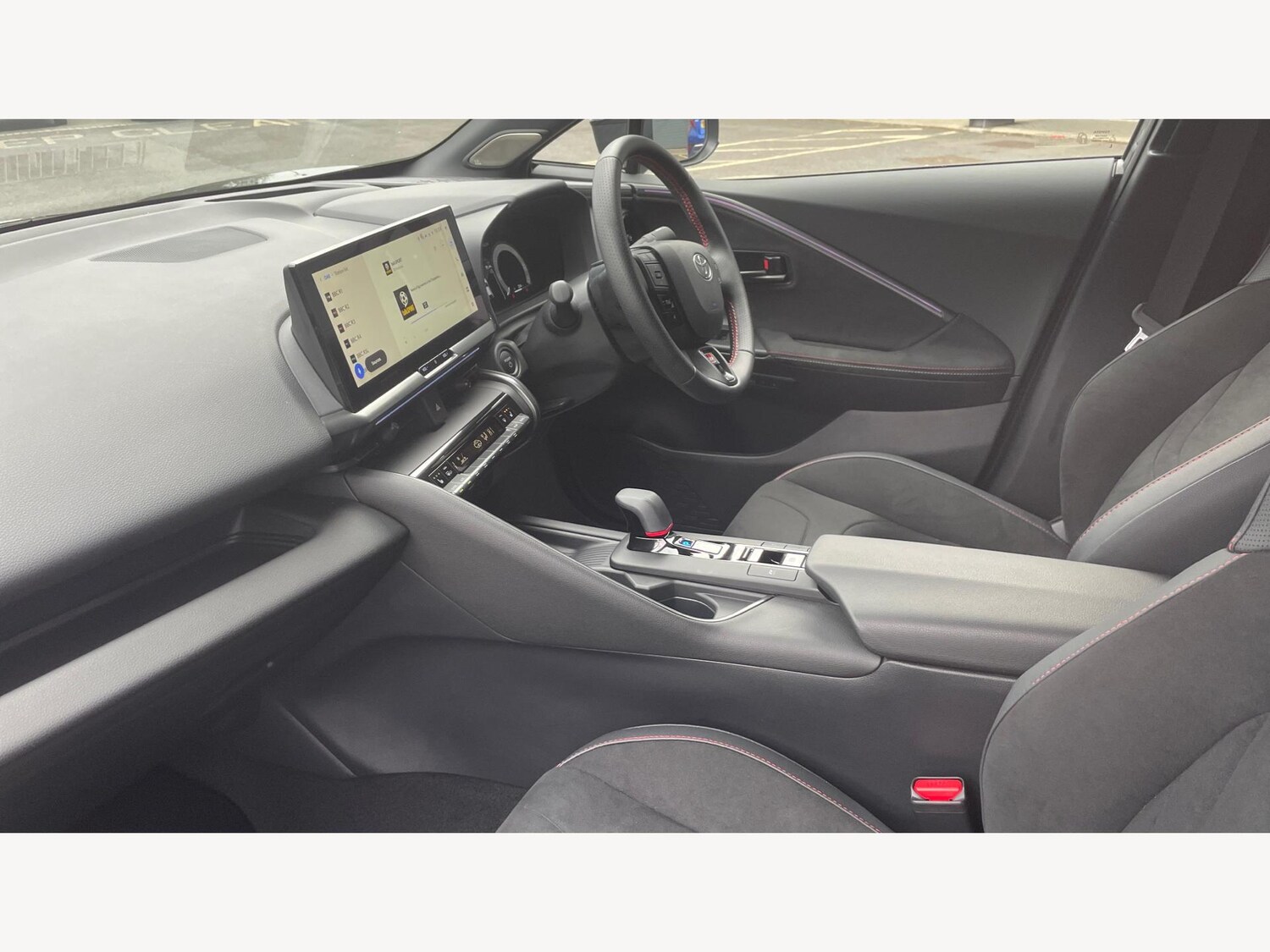 Used Toyota C-HR 2025 for sale - 77439866: Photo 12