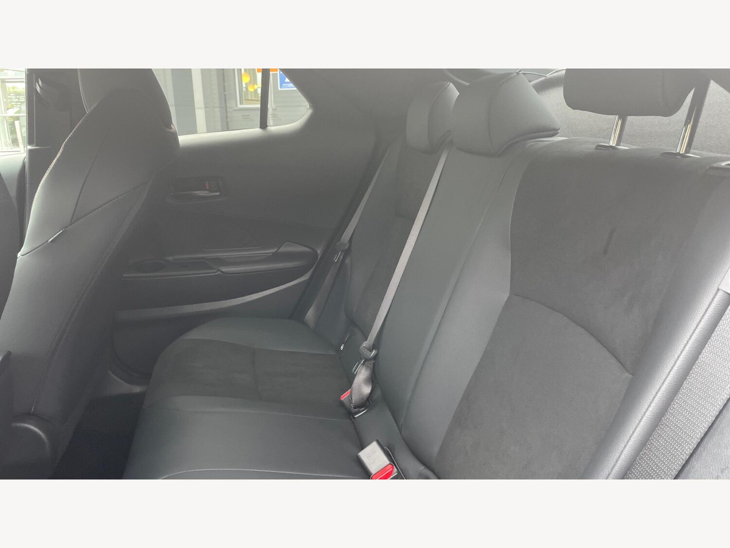 Used Toyota C-HR 2025 for sale - 77439866: Photo 15