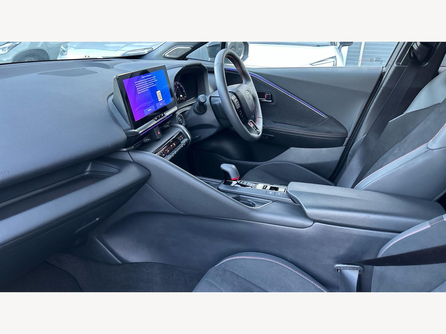 Used Toyota C-HR 2024 for sale - 77994093: Photo 12