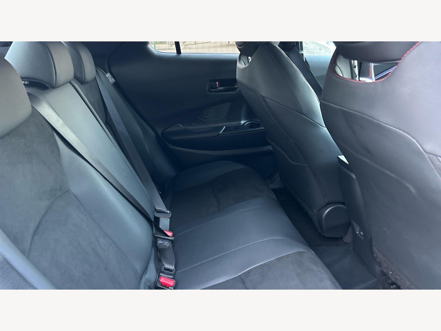 Used Toyota C-HR 2024 for sale - 77994093: Photo 14